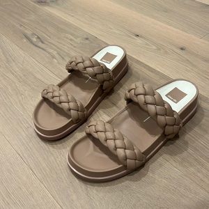 Dolce Vita V-Signe Sandals (Cafe Stella - 9.5)